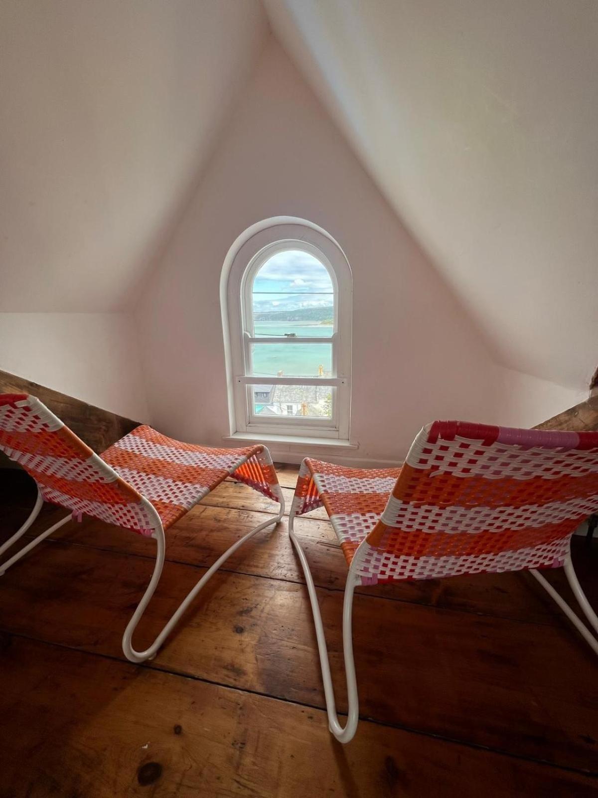 Bronwydd, Large Holiday Home In Seaside Town Of New Quay Buitenkant foto